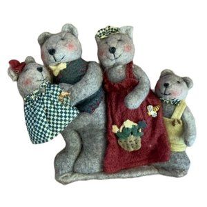 Mother Browns Homespun Bear Family of 4 Dressed for Easter Vintage 1997